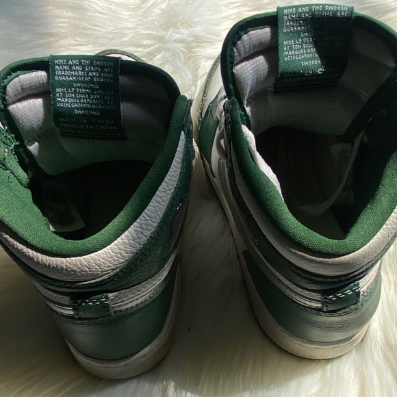 JORDAN 1 RETRO HIGH OG GS 'GORGE GREEN' 4.5 Youth - Picture 5 of 5
